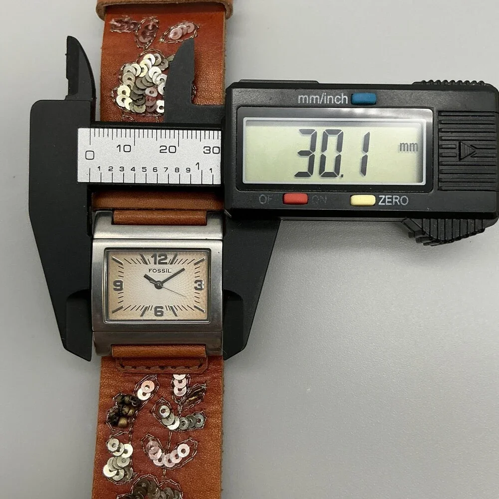 Fossil Womens Watch 30mm Cream Dial Brown Leather Floral Sequin Band New Battery